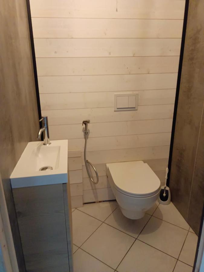 Gite Redrooster Home - 160M2, 4 Ch, 2 Sdb, Fibre, Parking, Sauna, Bain A Remous Theys Esterno foto