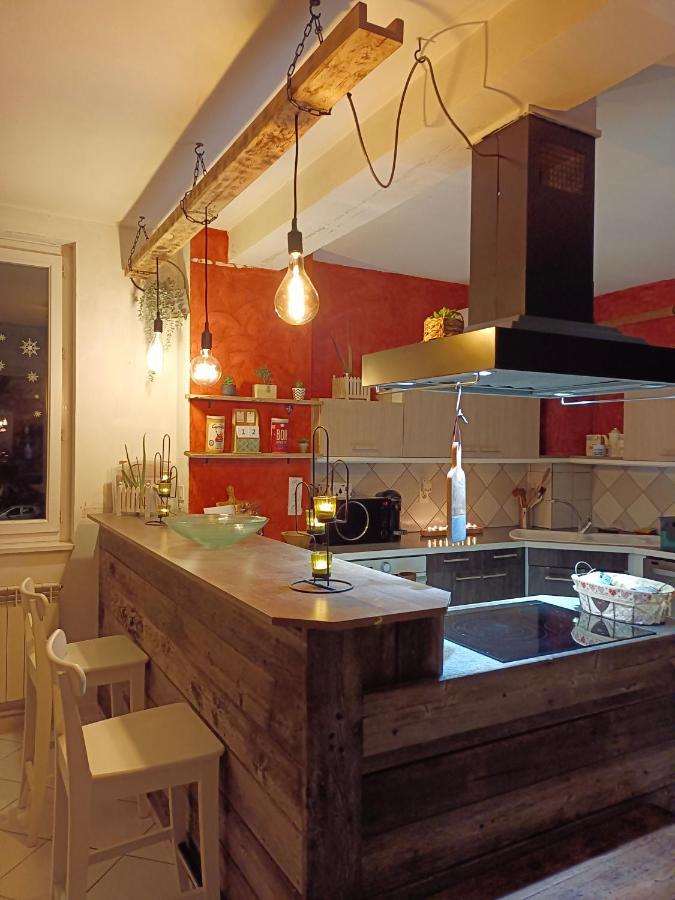 Gite Redrooster Home - 160M2, 4 Ch, 2 Sdb, Fibre, Parking, Sauna, Bain A Remous Theys Esterno foto