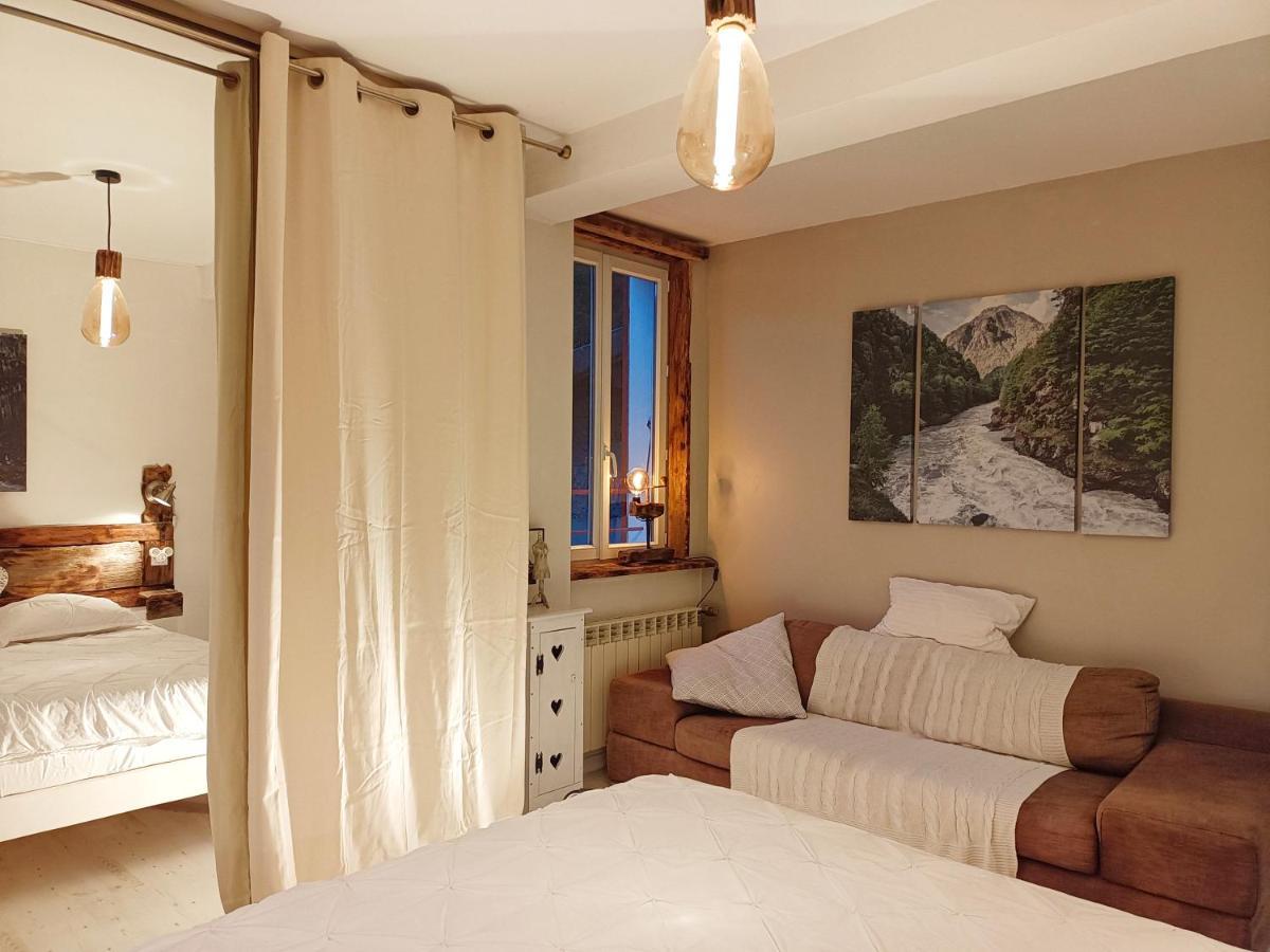 Gite Redrooster Home - 160M2, 4 Ch, 2 Sdb, Fibre, Parking, Sauna, Bain A Remous Theys Esterno foto