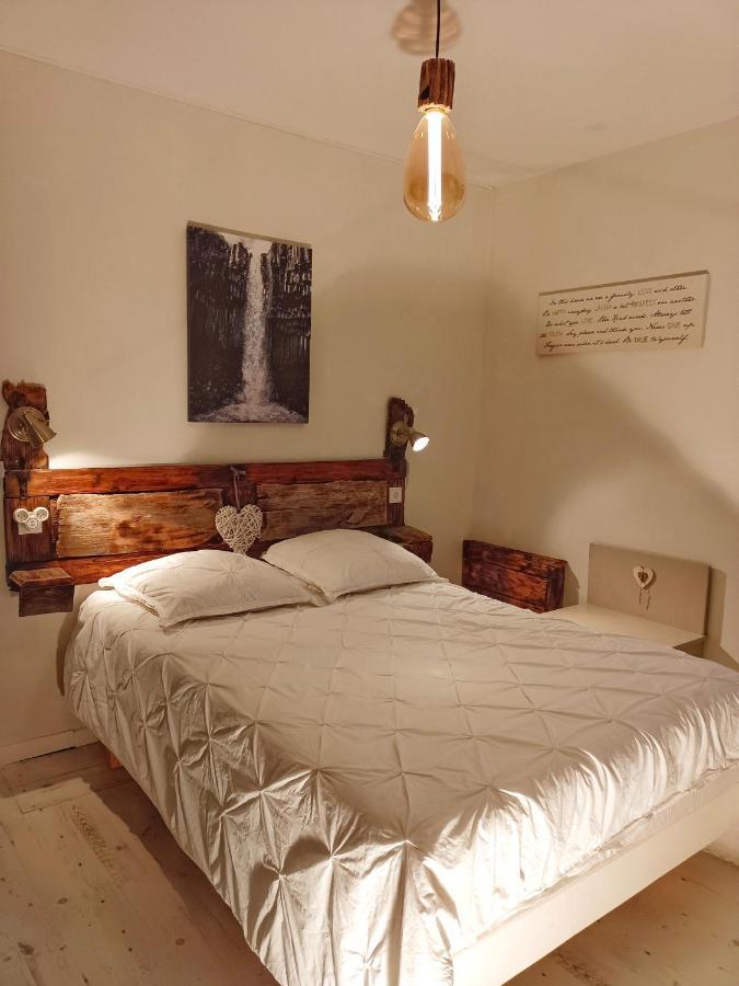 Gite Redrooster Home - 160M2, 4 Ch, 2 Sdb, Fibre, Parking, Sauna, Bain A Remous Theys Esterno foto