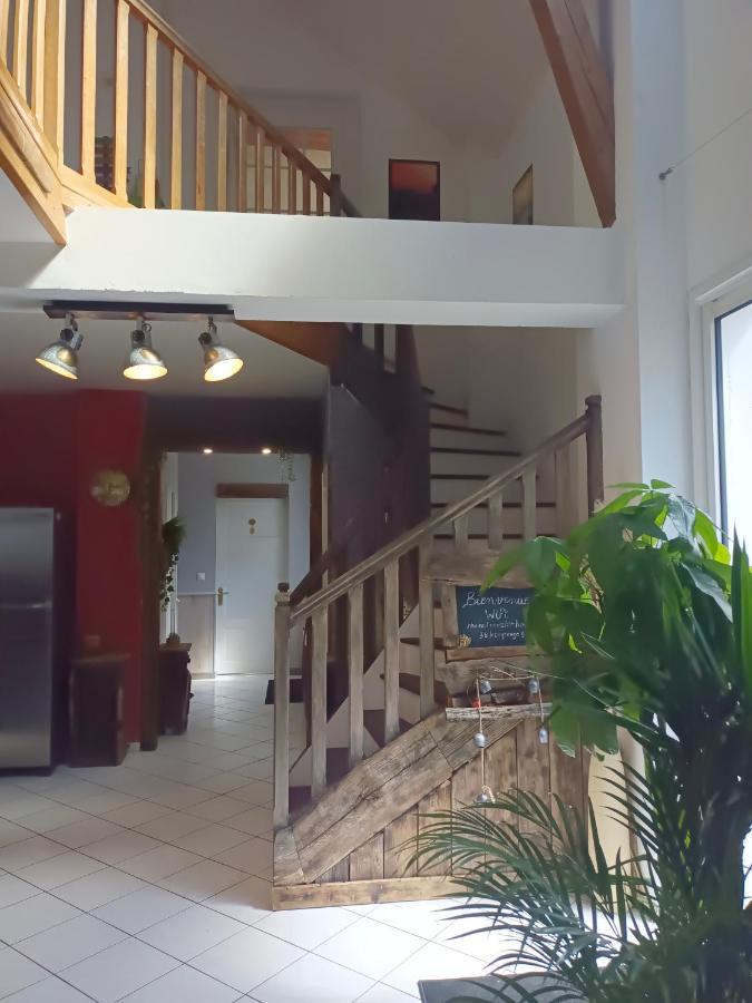 Gite Redrooster Home - 160M2, 4 Ch, 2 Sdb, Fibre, Parking, Sauna, Bain A Remous Theys Esterno foto