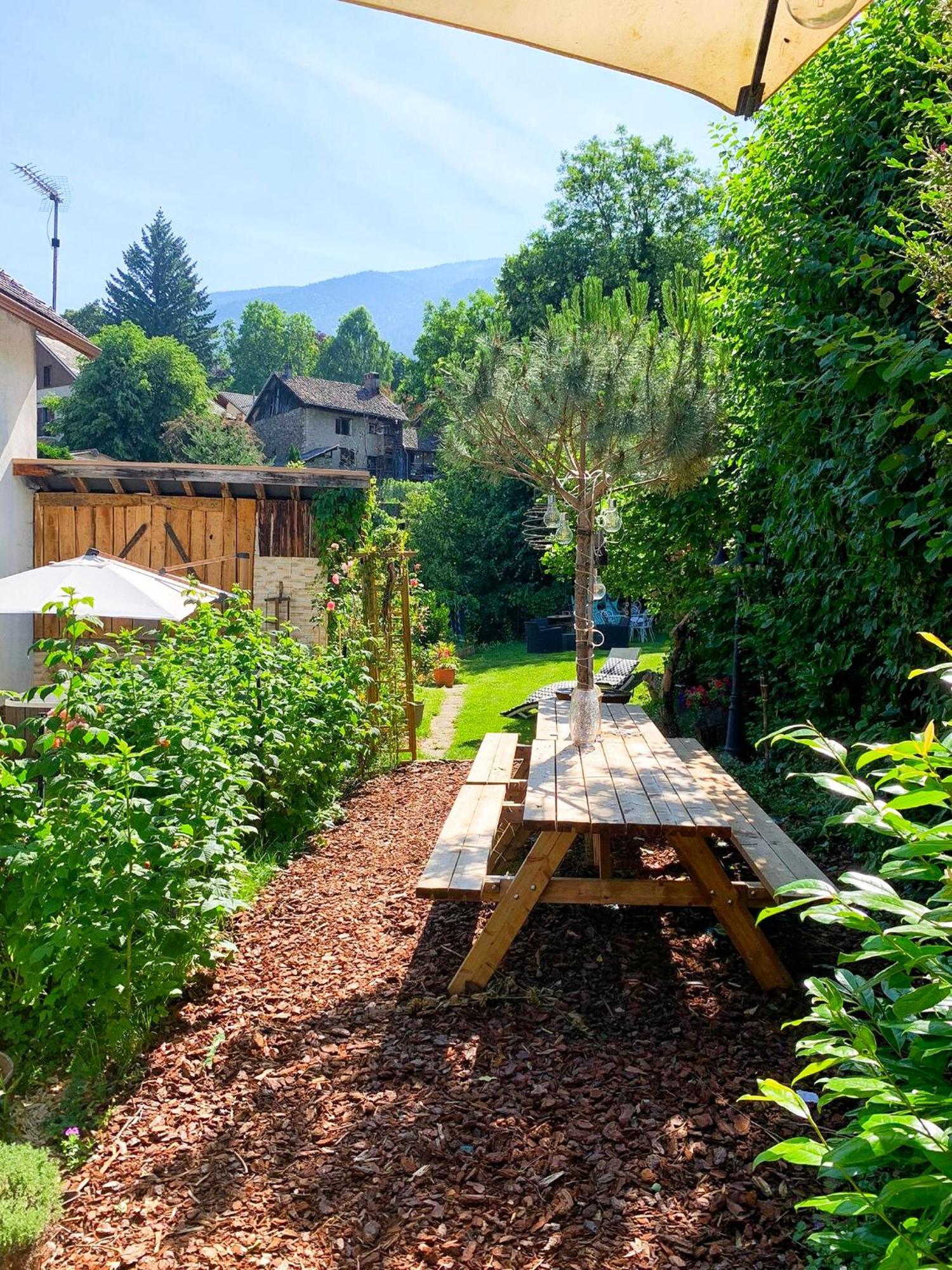Gite Redrooster Home - 160M2, 4 Ch, 2 Sdb, Fibre, Parking, Sauna, Bain A Remous Theys Esterno foto